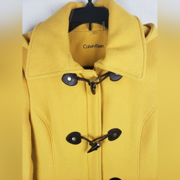 Calvin Klein Yellow Wool Blend Hooded Long Sleeve Zip Snap Closure Sz 6 - Picture 2 of 12